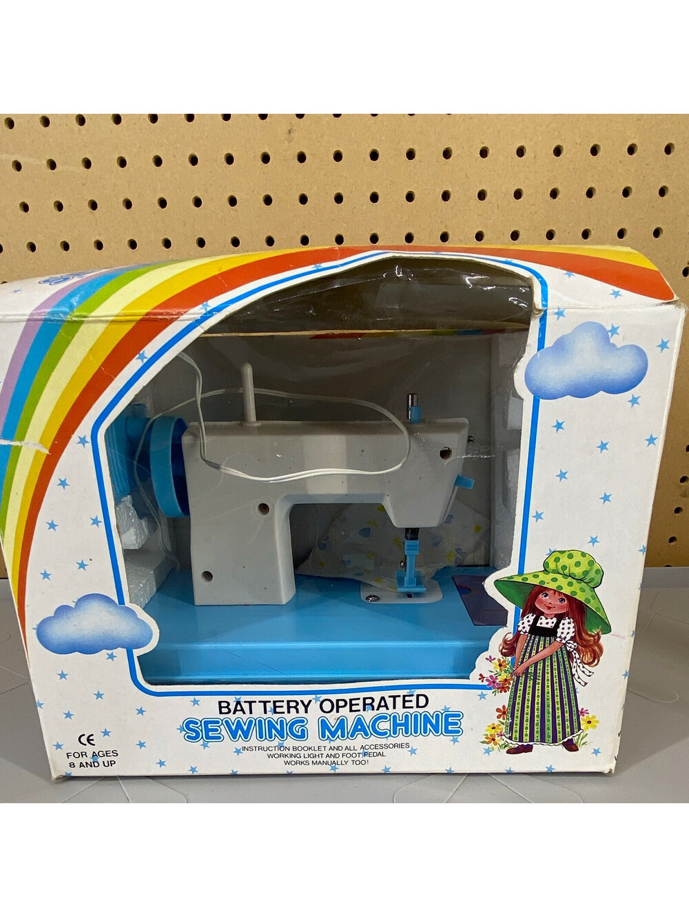 Vision Toys Rainbow Girl Mini Battery Sewing Machine Foot Pedal Light Crank